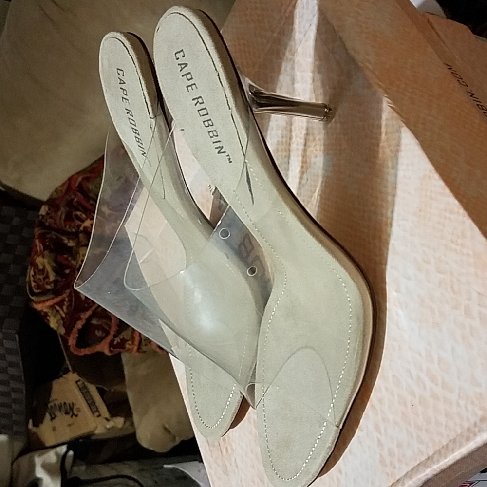 Cape Robbin heeled shoes